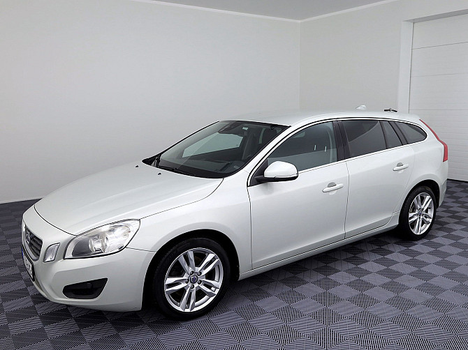 Volvo V60 Momentum ATM 2.0 D4 120kW Tallina - foto 2