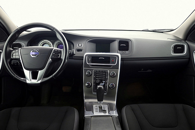 Volvo V60 Momentum ATM 2.0 D4 120kW Tallina - foto 5