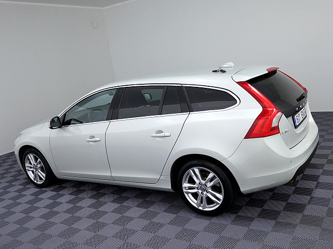 Volvo V60 Momentum ATM 2.0 D4 120kW Tallina - foto 4