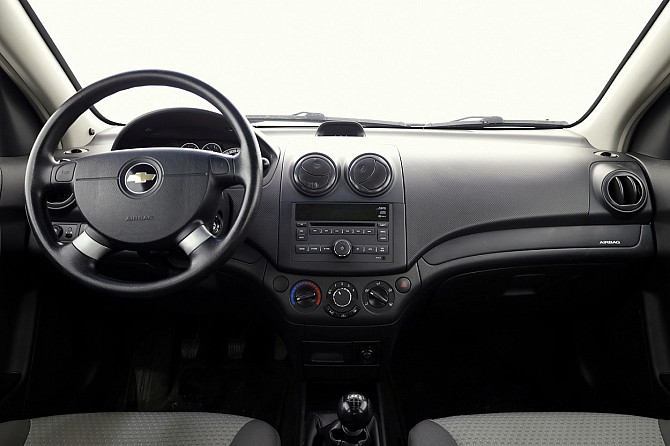 Chevrolet Aveo Facelift 1.4 74kW Таллин - изображение 5