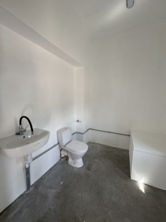 Noliktavas telpas ar teritoriju Rumbulā. + 1. stāvs; + Atvērta telpas, biroja telpa, wc; + Rīgas rajons - foto 7