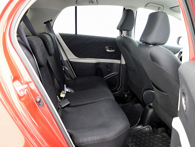 Toyota Yaris Linea Sol A-C 1.3 64kW Таллин - изображение 7
