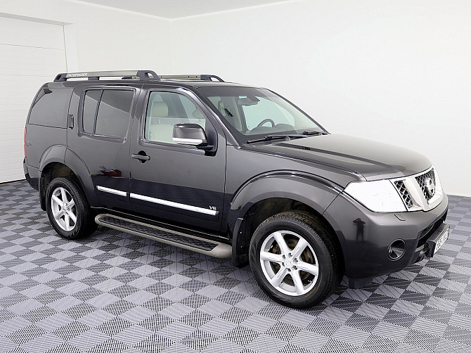 Nissan Pathfinder Luxury Facelift ATM 3.0 dCi 170kW Tallina - foto 1