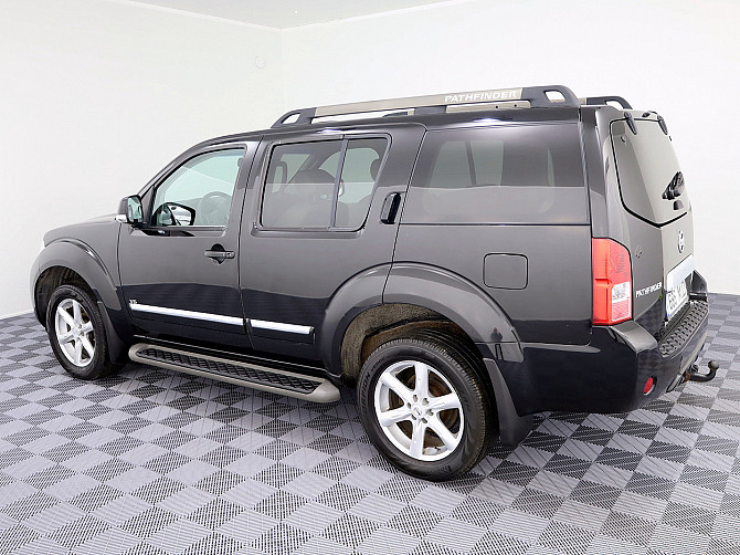Nissan Pathfinder Luxury Facelift ATM 3.0 dCi 170kW Tallina - foto 4