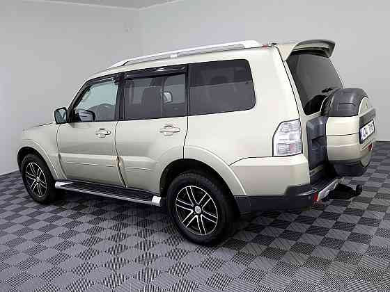 Mitsubishi Pajero Luxury ATM 3.2 Di-D 125kW Tallina