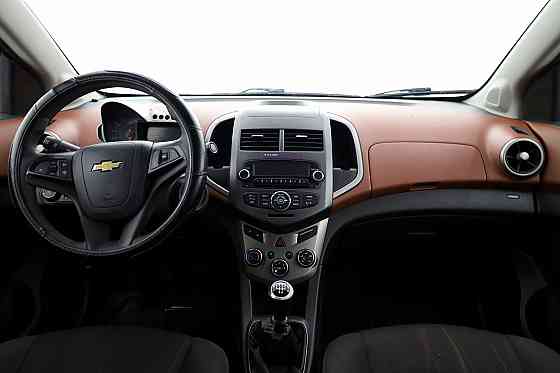 Chevrolet Aveo Comfort 1.4 74kW Tallina
