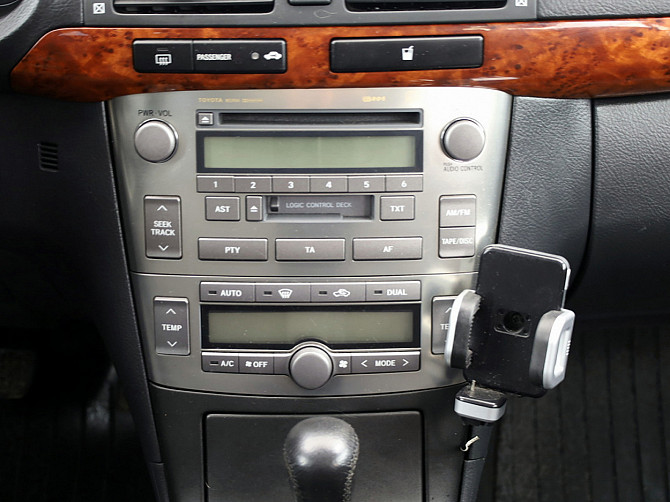 Toyota Avensis Linea Sol ATM 2.0 108kW Таллин - изображение 8