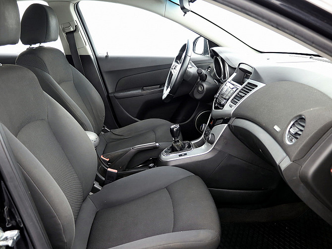 Chevrolet Cruze Comfort 2.0 CRD 120kW Tallina - foto 6