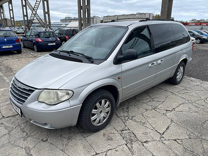 Chrysler Grand Voyager Limited Facelift ATM 2.8 CRD 110kW Tallina - foto 2