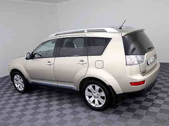 Mitsubishi Outlander Luxury 4x4 ATM 2.4 125kW Tallina