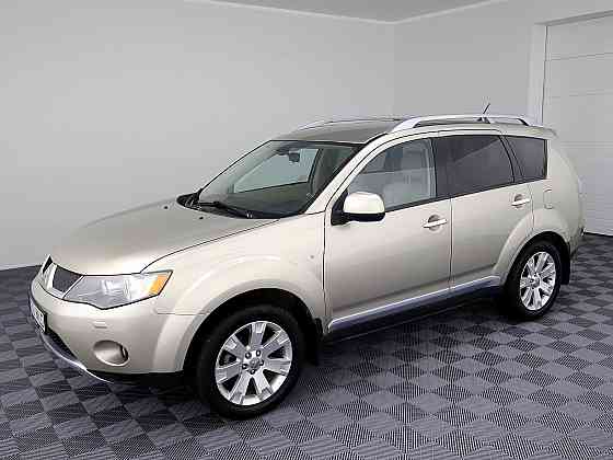 Mitsubishi Outlander Luxury 4x4 ATM 2.4 125kW Tallina
