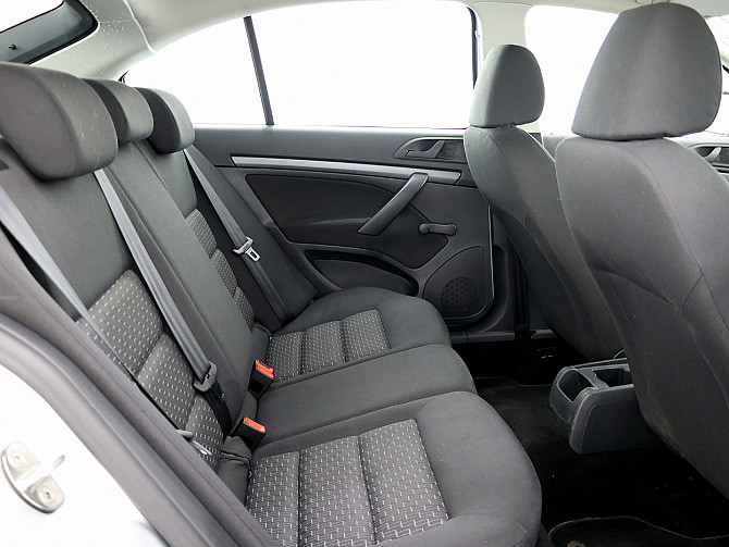Skoda Octavia Comfortline Facelift 1.2 77kW Tallina - foto 7