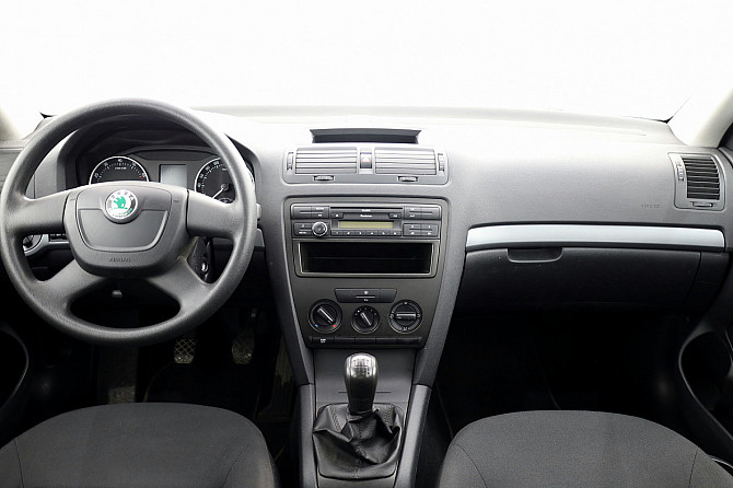 Skoda Octavia Comfortline Facelift 1.2 77kW Tallina - foto 5