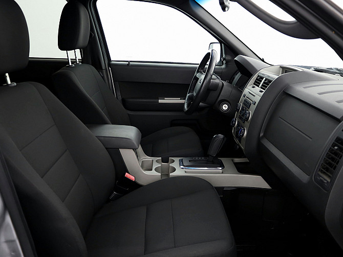 Ford Escape Comfort ATM 2.5 127kW Tallina - foto 6