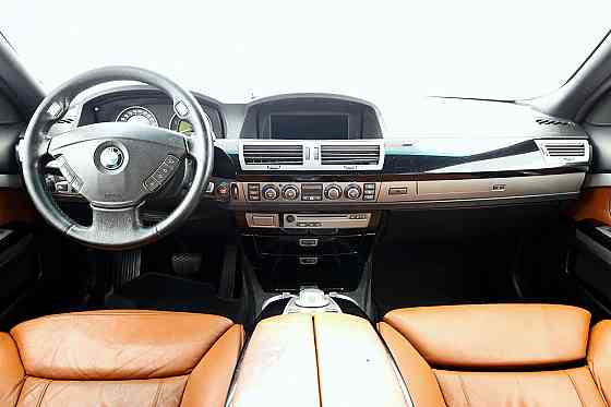 BMW 745 Individual Facelift ATM 4.4 D 242kW Tallina