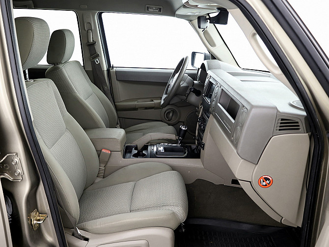Jeep Commander Comfort 3.0 CRD 160kW Таллин - изображение 6