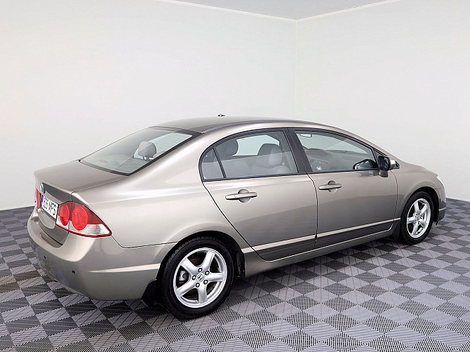 Honda Civic Elegance ATM 1.8 103kW Таллин - изображение 3