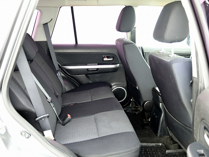 Suzuki Grand Vitara Comfort 4x4 2.0 103kW Tallina - foto 7