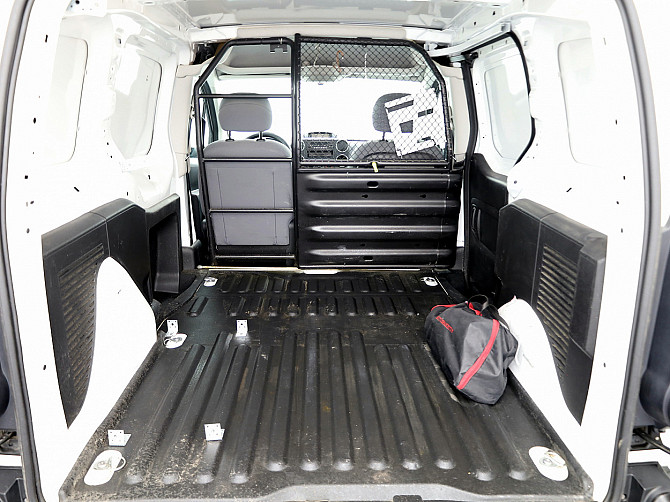 Peugeot Partner Van 1.6 72kW Таллин - изображение 8