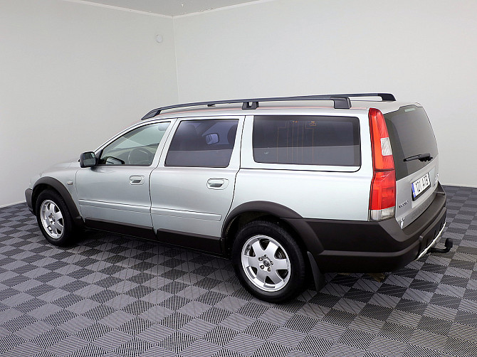 Volvo XC70 Summum ATM 2.4 D5 120kW Tallina - foto 4
