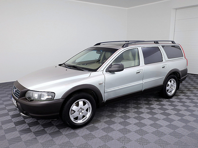 Volvo XC70 Summum ATM 2.4 D5 120kW Tallina - foto 2