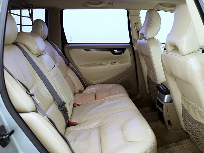Volvo XC70 Summum ATM 2.4 D5 120kW Tallina - foto 7
