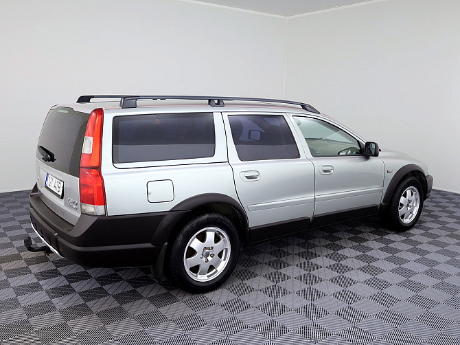 Volvo XC70 Summum ATM 2.4 D5 120kW Tallina - foto 3