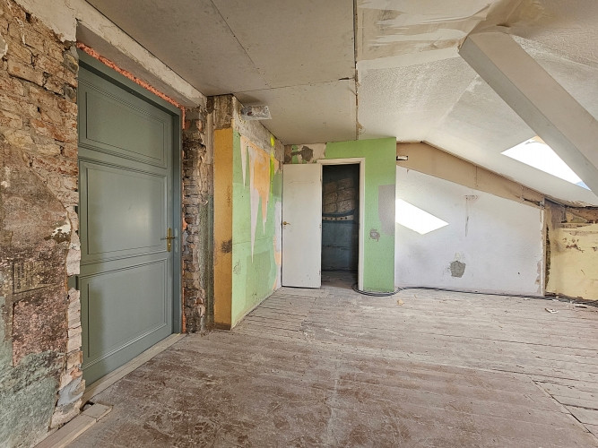 Studio dzīvoklis renovētā projektā Klusajā Centrā.  Cenā iekļauta jumta seguma maiņa un Rīga - foto 4