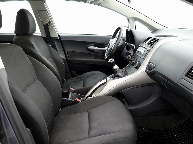 Toyota Auris Linea Sol LPG 1.4 71kW Таллин - изображение 6