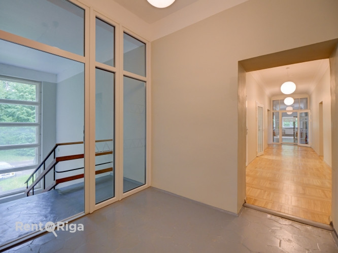 В продаже производственные помещения с возможностью организации офиса  удобное Рига - изображение 15