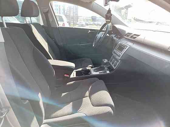 Volkswagen Passat Comfortline ATM 1.8 118kW Tallina