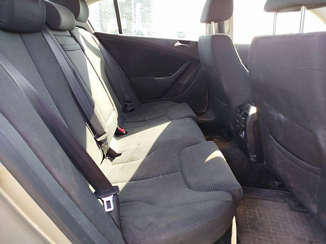 Volkswagen Passat Comfortline ATM 1.8 118kW Tallina - foto 7