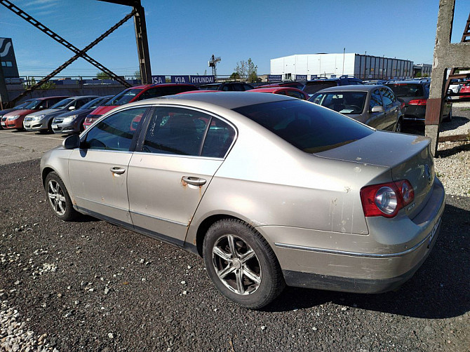 Volkswagen Passat Comfortline ATM 1.8 118kW Tallina - foto 4