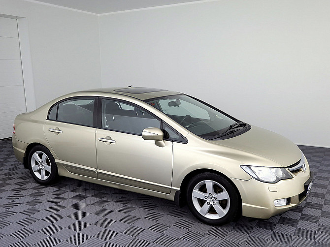 Honda Civic Elegance 1.8 103kW Tallina - foto 1
