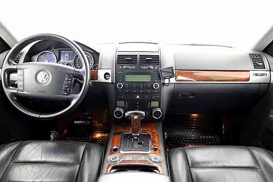 Volkswagen Touareg Highline ATM 3.0 TDI 165kW Таллин