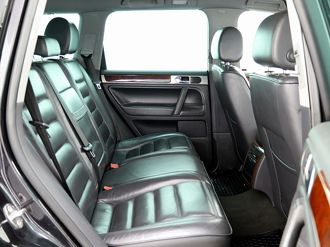 Volkswagen Touareg Highline ATM 3.0 TDI 165kW Таллин - изображение 7