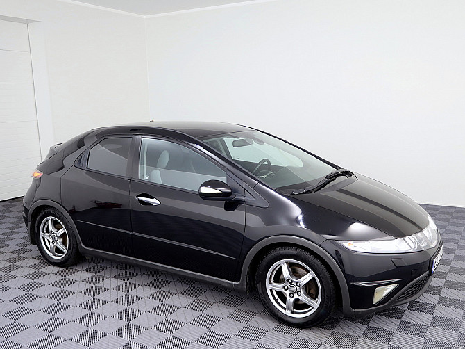 Honda Civic Elegance ATM 1.8 103kW Tallina - foto 1
