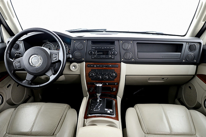 Jeep Commander Limited 3.0 CRD 160kW Таллин - изображение 5
