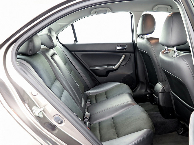 Honda Accord Elegance ATM 2.0 114kW Таллин - изображение 7
