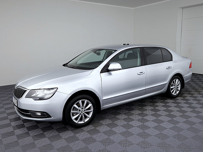 Skoda Superb Comfortline Facelift ATM 1.6 TDI 77kW Таллин - изображение 2