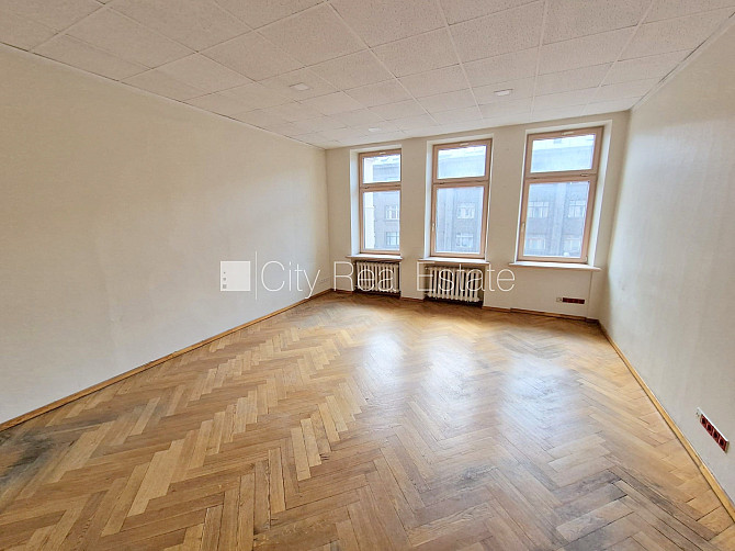 Fasādes māja, renovēta māja, viena kvadrātmetra apsaimniekošanas maksa mēnesī  1,95 EUR, Rīga - foto 2