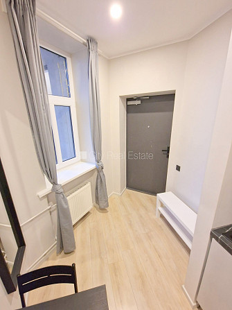 Pagalma ēka, renovēta māja, slēgts pagalms, ieeja no ielas un pagalma, ir lifts, kāpņu telpa Rīga - foto 13