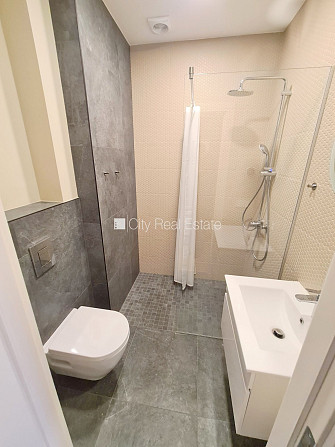 Pagalma ēka, renovēta māja, slēgts pagalms, ieeja no ielas un pagalma, ir lifts, kāpņu telpa Rīga - foto 17