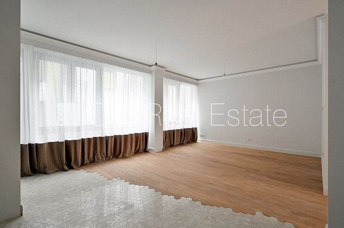 Projekts - Kalpaka Residence, fasādes māja, renovēta māja, labiekārtots apzaļumots pagalms, Rīga - foto 2