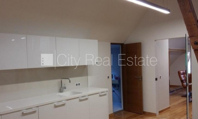 Fasādes māja, viena kvadrātmetra apsaimniekošanas maksa mēnesī  1.25 EUR, slēgts pagalms, Rīga - foto 3