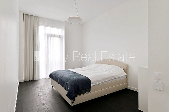 Projekts - Astra House, zeme īpašumā, jaunceltne, monolīta betona sienas, viena kvadrātmetra Jūrmala - foto 13