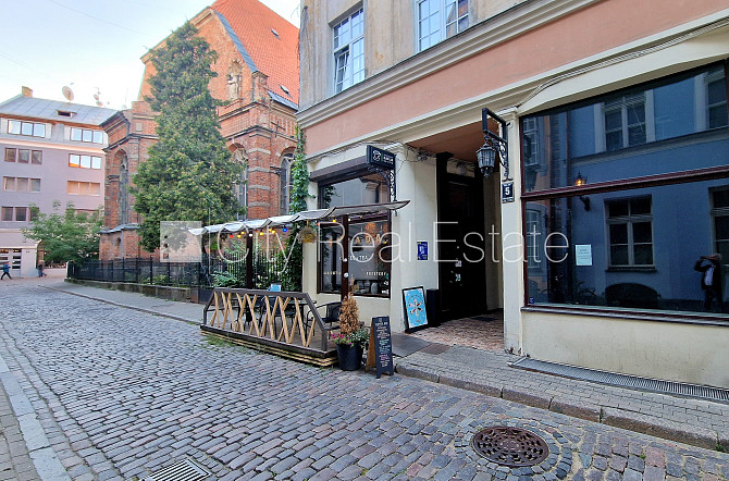 Fasādes māja, renovēta māja, labiekārtota apzaļumota teritorija, bruģēts piebraucamais Rīga - foto 14