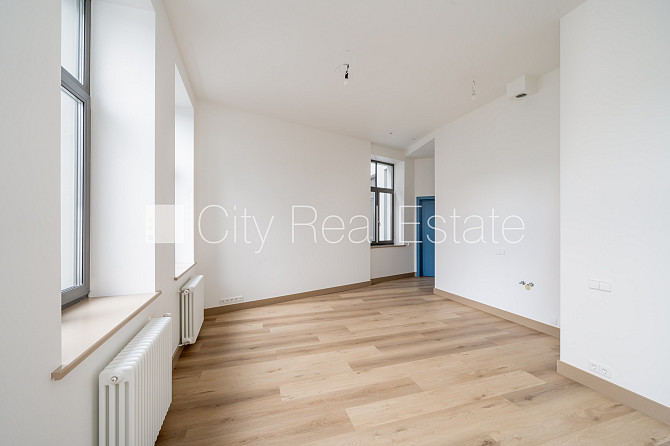 Projekts - Place 4, fasādes māja, renovēta māja, ir lifts, kāpņu telpa pēc kapitālā Rīga - foto 4