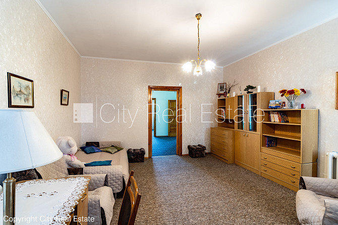 Zeme īpašumā, privātmāja, zaļā teritorija 2600 m2, slēgts pagalms, vieta automašīnai, Jūrmala - foto 10