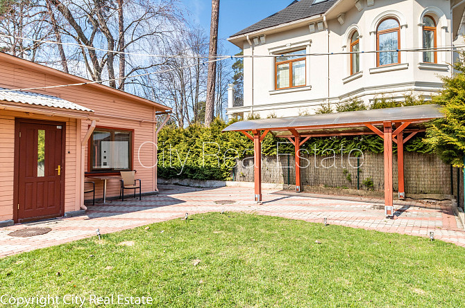 Iežogota teritorija, vieta vairākām automašīnām, guļamistabu skaits 4 gab., viesistaba, Jūrmala - foto 16